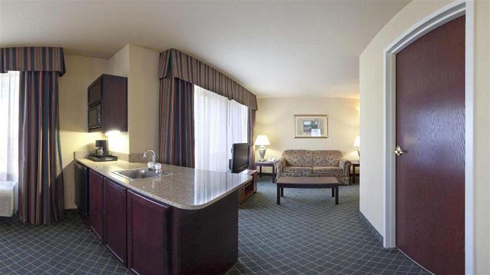 Holiday Inn Express Hotel & Suites West Monroe By Ihg Екстериор снимка